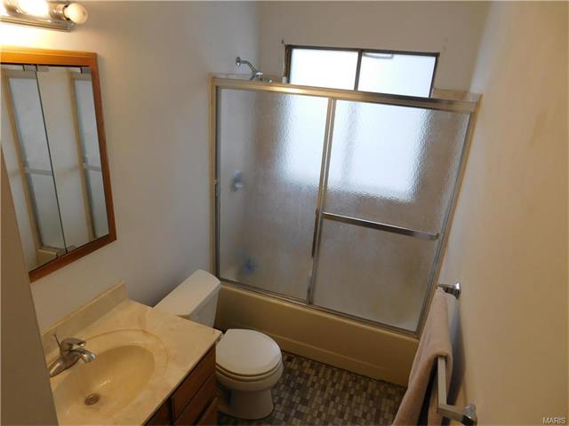 426 Bush, Ballwin, MO 63021 photo 6