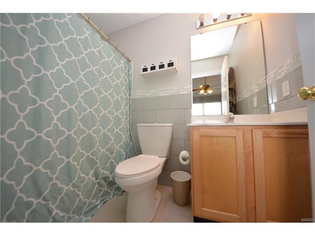 234 Tyndale Dr, O'fallon, MO 63366 photo 12