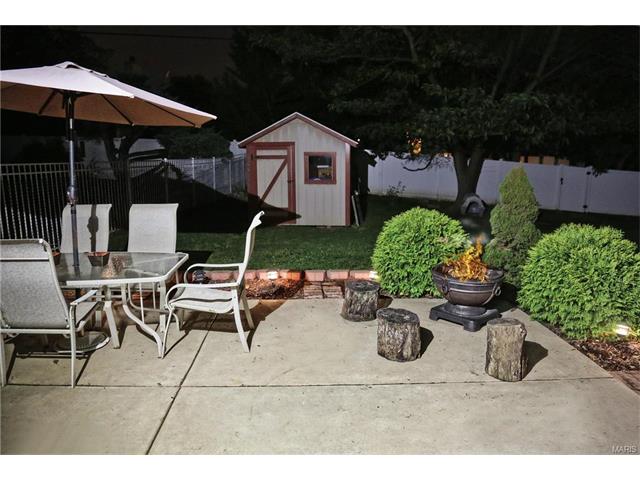 11132 Patsy, Saint Louis, MO 63123 photo 21