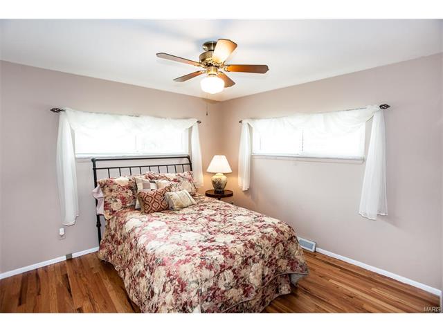 329 Sulphur Spring Rd, Ballwin, MO 63021 photo 7