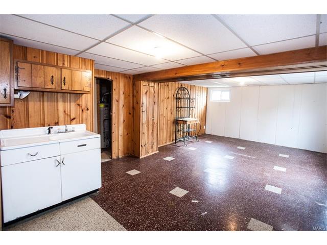 329 Sulphur Spring Rd, Ballwin, MO 63021 photo 12