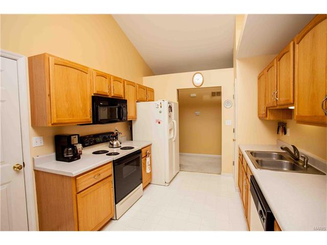 224 Kildare Ct, O'fallon, MO 63366 photo 3