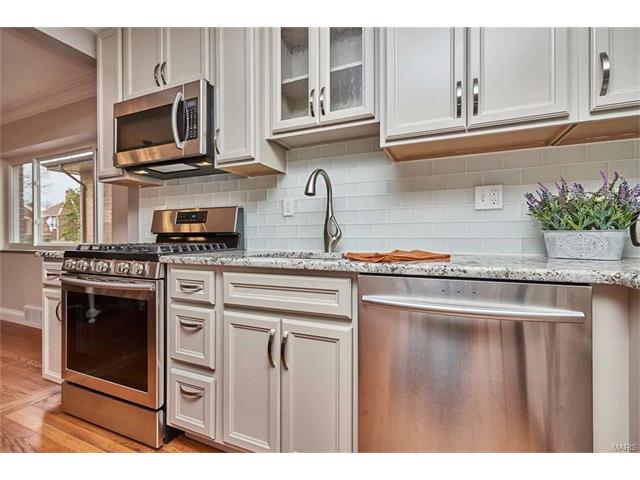 6748 Devonshire, Saint Louis, MO 63109 photo 13