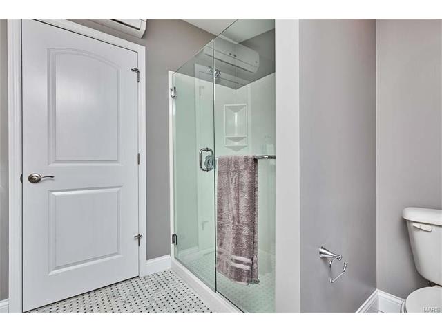 6748 Devonshire, Saint Louis, MO 63109 photo 24