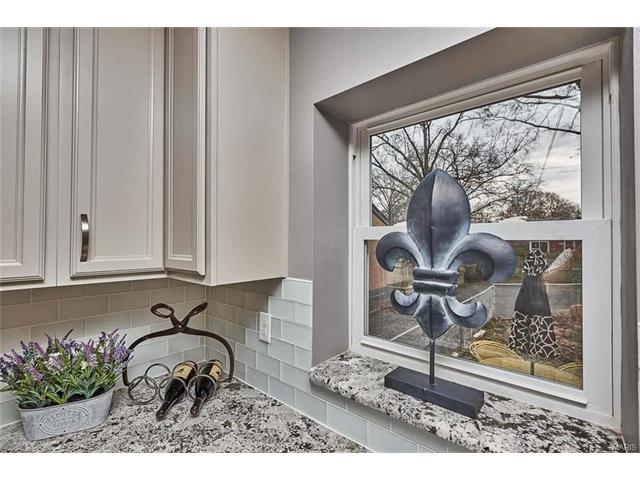 6748 Devonshire, Saint Louis, MO 63109 photo 15