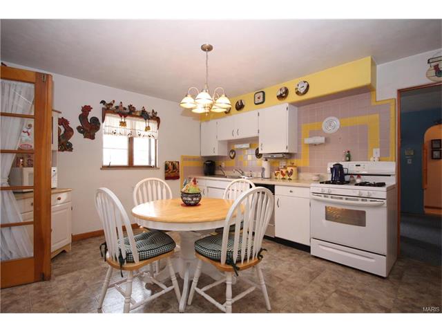 114 Mariae Ln, O'fallon, MO 63366 photo 11