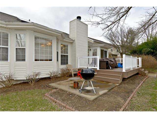 211 Ballyshannon Ct, Ballwin, MO 63021 photo 31