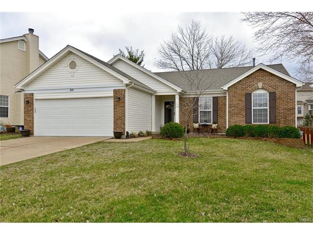 211 Ballyshannon Ct, Ballwin, MO 63021 photo 1