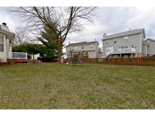 211 Ballyshannon Ct, Ballwin, MO 63021 photo 30