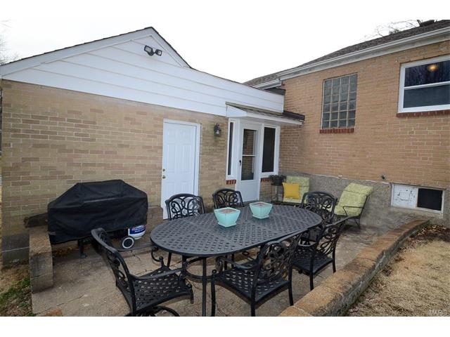 2 Springbrook Pl, Saint Louis, MO 63119 photo 19