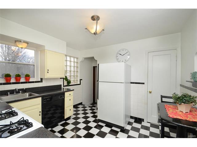 2 Springbrook Pl, Saint Louis, MO 63119 photo 7