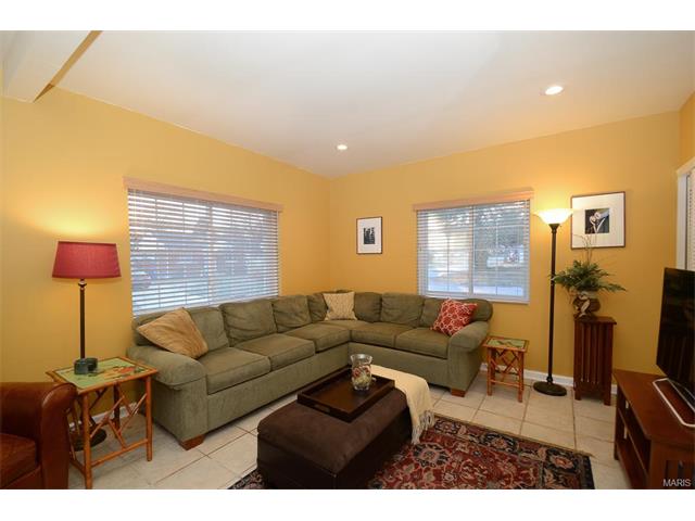 2 Springbrook Pl, Saint Louis, MO 63119 photo 11