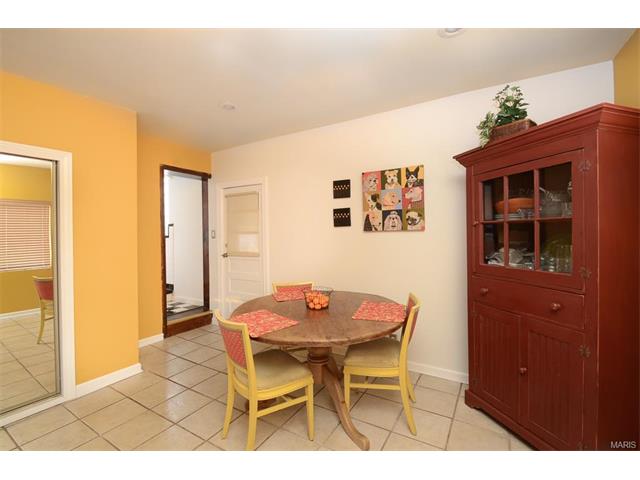 2 Springbrook Pl, Saint Louis, MO 63119 photo 9