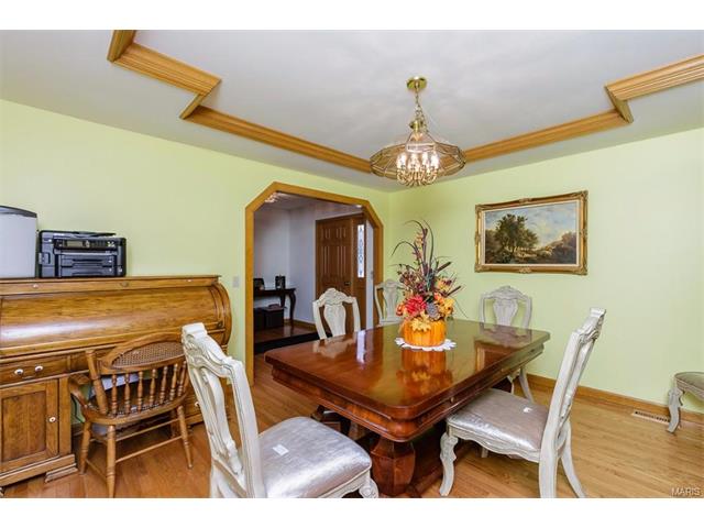 511 Fox Pointe, Saint Charles, MO 63304 photo 6