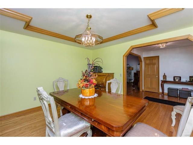 511 Fox Pointe, Saint Charles, MO 63304 photo 5