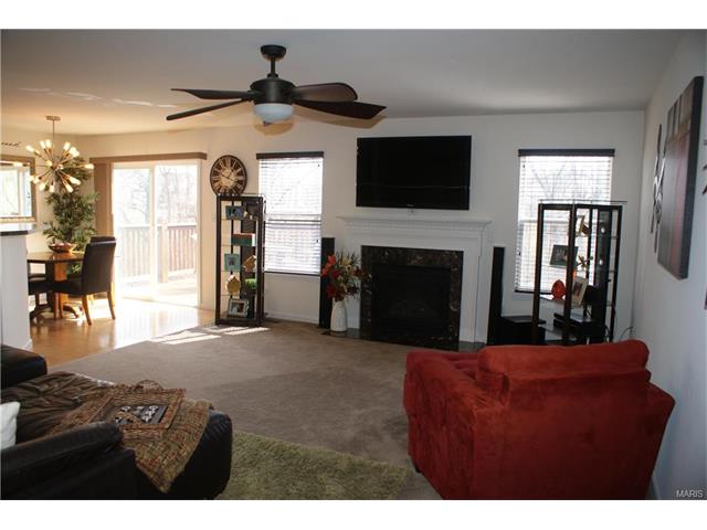 206 Springbeach Dr, O'fallon, MO 63368 photo 3