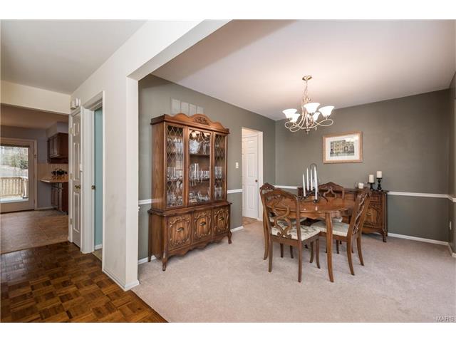 1593 Sycamore Meadows Dr, Ballwin, MO 63021 photo 6