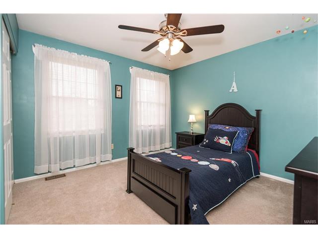 1593 Sycamore Meadows Dr, Ballwin, MO 63021 photo 20
