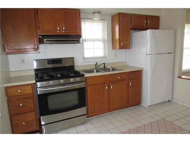 7100 Heege Rd, Saint Louis, MO 63123 photo 13