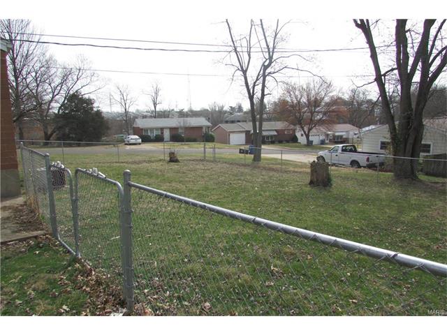 7100 Heege Rd, Saint Louis, MO 63123 photo 24