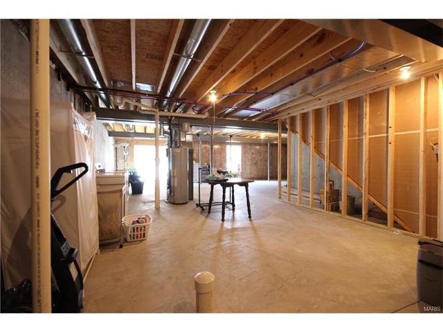 601 Falling Brook Dr, O'fallon, MO 63366 photo 16