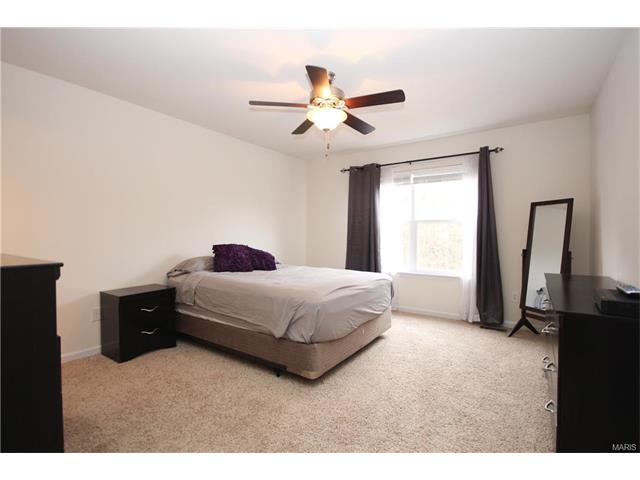 601 Falling Brook Dr, O'fallon, MO 63366 photo 7