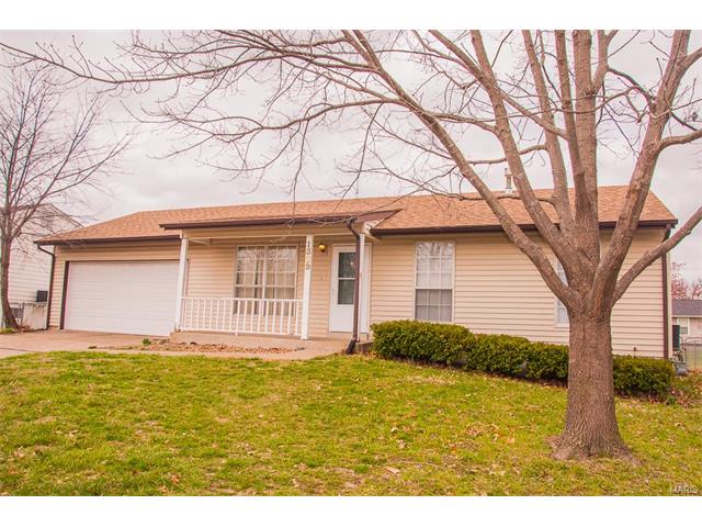 1329 Half Moon Dr, O'fallon, MO 63366 photo 1