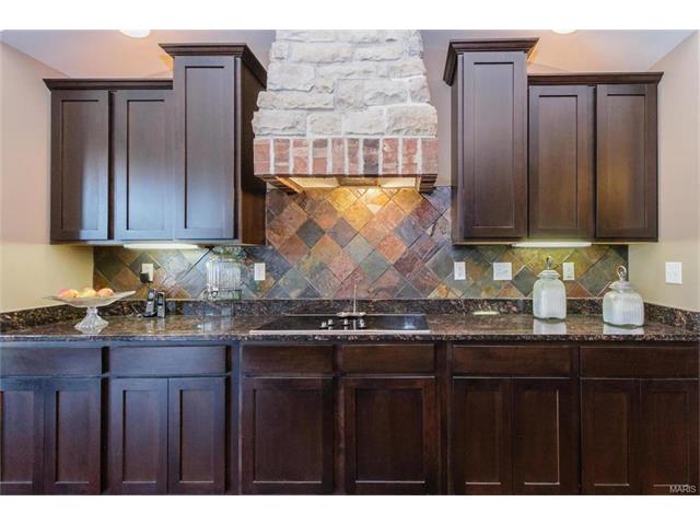4 Holmes Ct, O'fallon, MO 63366 photo 3