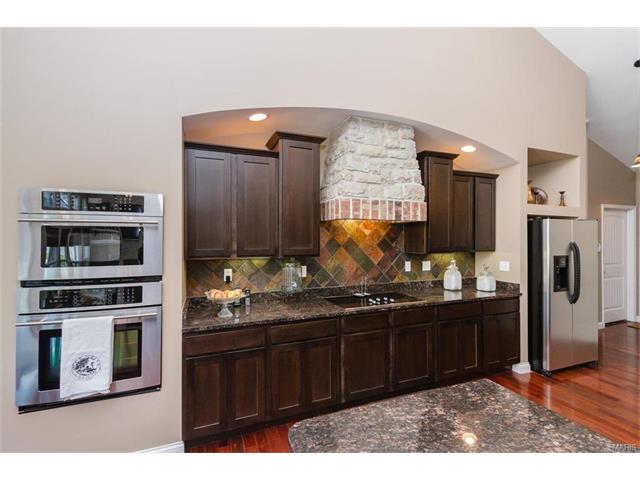 4 Holmes Ct, O'fallon, MO 63366 photo 8