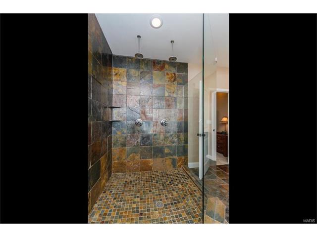 4 Holmes Ct, O'fallon, MO 63366 photo 14