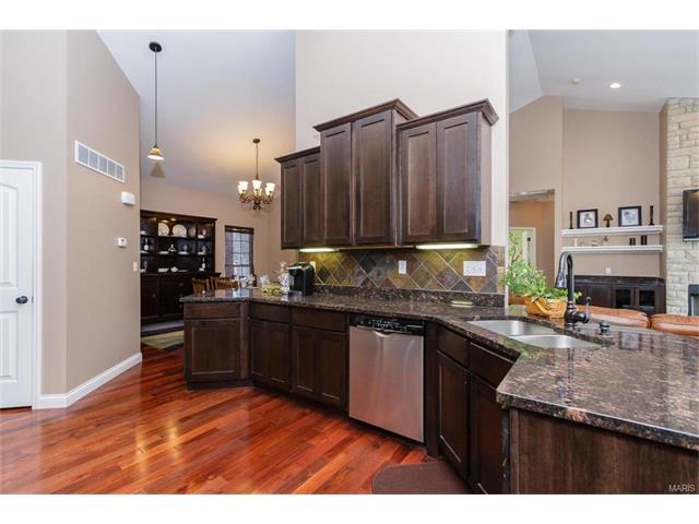 4 Holmes Ct, O'fallon, MO 63366 photo 9