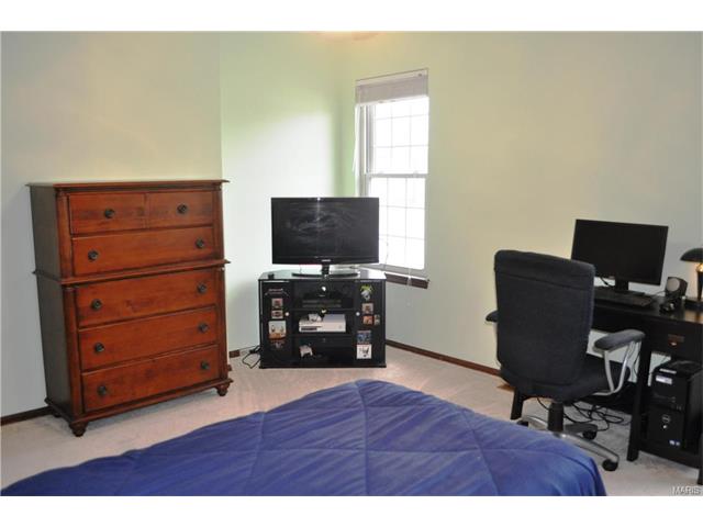 1615 Daybreak Pointe, Ballwin, MO 63021 photo 31