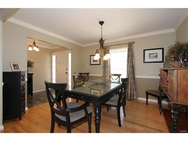811 Posthorn Dr, Manchester, MO 63021 photo 3