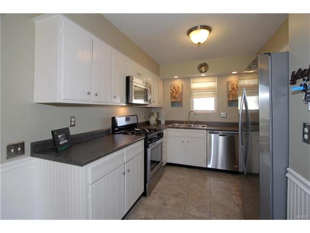 811 Posthorn Dr, Manchester, MO 63021 photo 6