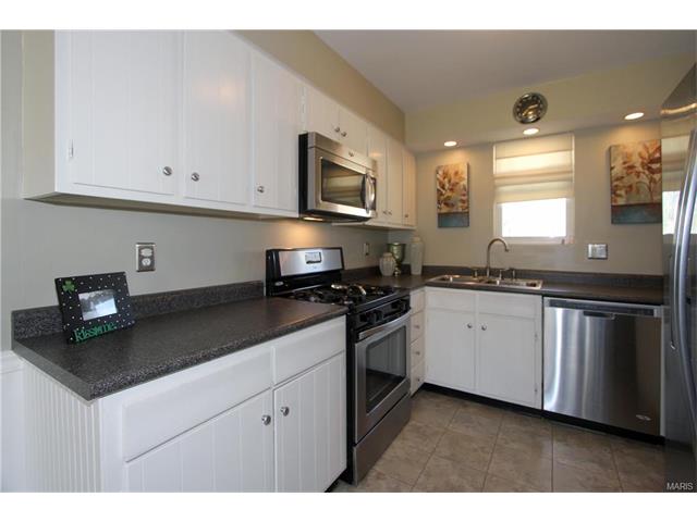 811 Posthorn Dr, Manchester, MO 63021 photo 7