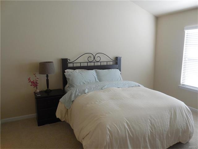 532 Bramblett Hls, O'fallon, MO 63366 photo 8