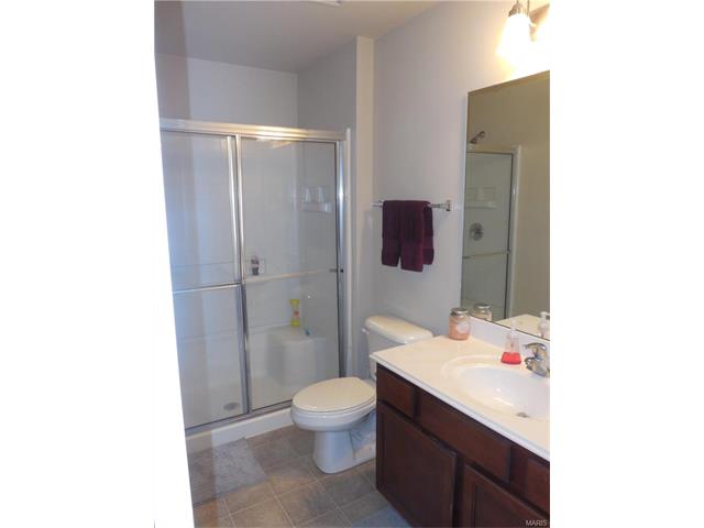 532 Bramblett Hls, O'fallon, MO 63366 photo 6