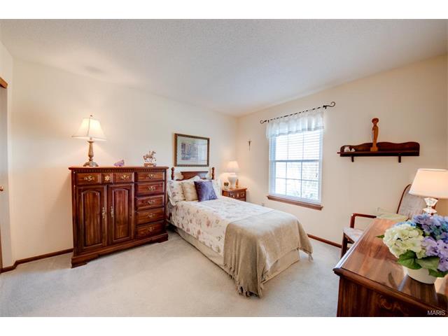 2835 Kettering Dr, Saint Charles, MO 63303 photo 26