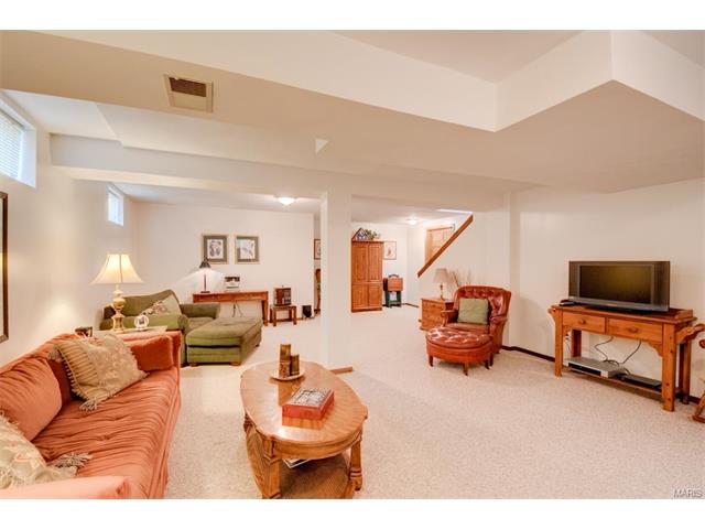 2835 Kettering Dr, Saint Charles, MO 63303 photo 34