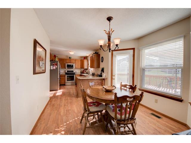 2835 Kettering Dr, Saint Charles, MO 63303 photo 14