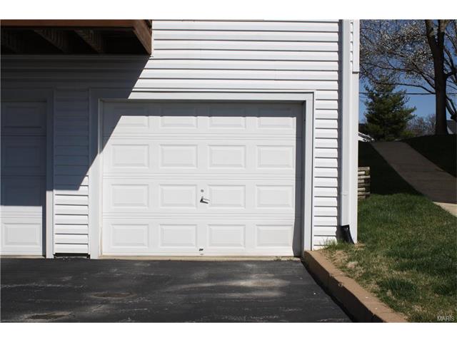1323 Crossings Ct #A, Ballwin, MO 63021 photo 25