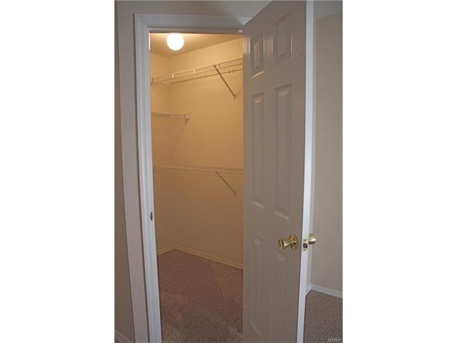 1323 Crossings Ct #A, Ballwin, MO 63021 photo 18