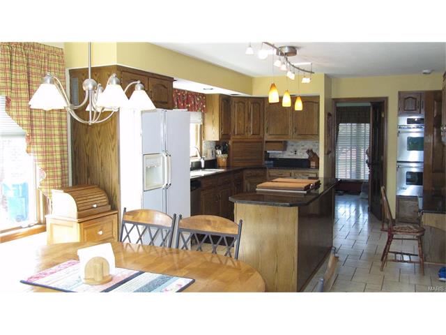 133 Double Eagle, Saint Charles, MO 63303 photo 6