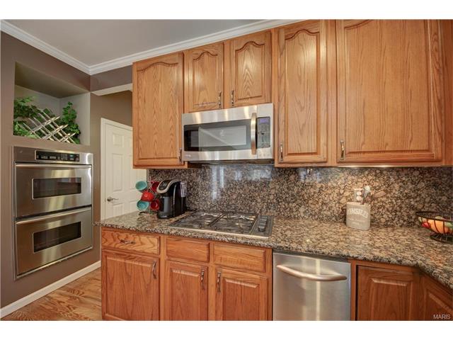 730 Southern Hls, Eureka, MO 63025 photo 12