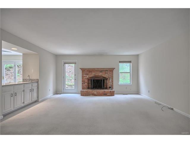1420 Carriage Bridge Trl, Ballwin, MO 63021 photo 6