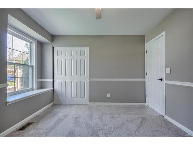 506 Great Hill Dr, Ballwin, MO 63021 photo 10