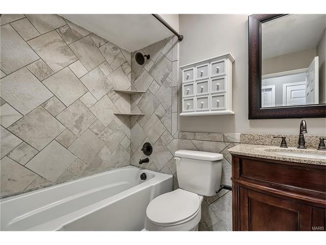506 Great Hill Dr, Ballwin, MO 63021 photo 12