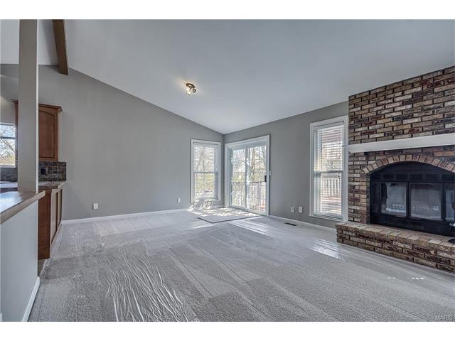 506 Great Hill Dr, Ballwin, MO 63021 photo 7