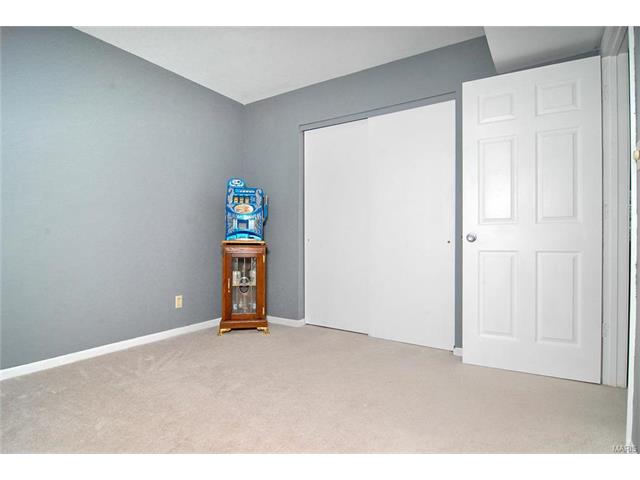 849 Woodside Trl, Ballwin, MO 63021 photo 16