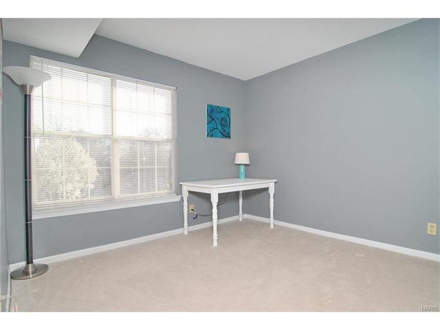 849 Woodside Trl, Ballwin, MO 63021 photo 15